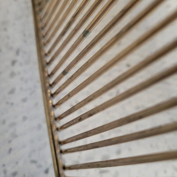 1960s Vintage Gold Tone Wire Record Holder for 45 rpm. Pre-owned . - Picture 8 of 9